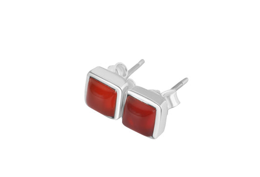 How to Choose the Perfect Sterling Silver Earrings for Your Style
