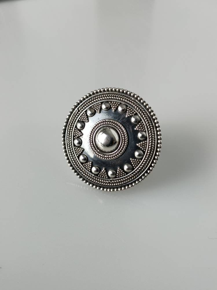 big oxidized silver ring, oxidized silver ring adjustable, shield ring, antique style big ring, round silver ring, bohemian ring, Australia, Zorbajewellers