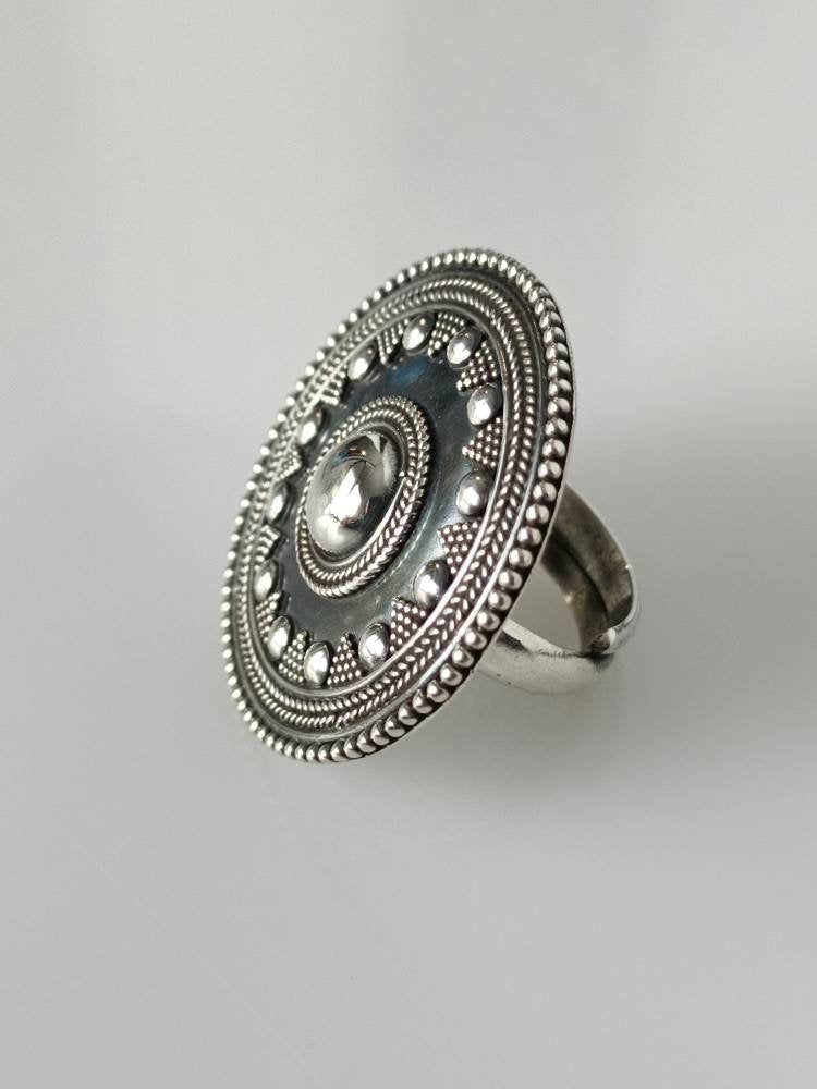 big oxidized silver ring, oxidized silver ring adjustable, shield ring, antique style big ring, round silver ring, bohemian ring, Australia, Zorbajewellers