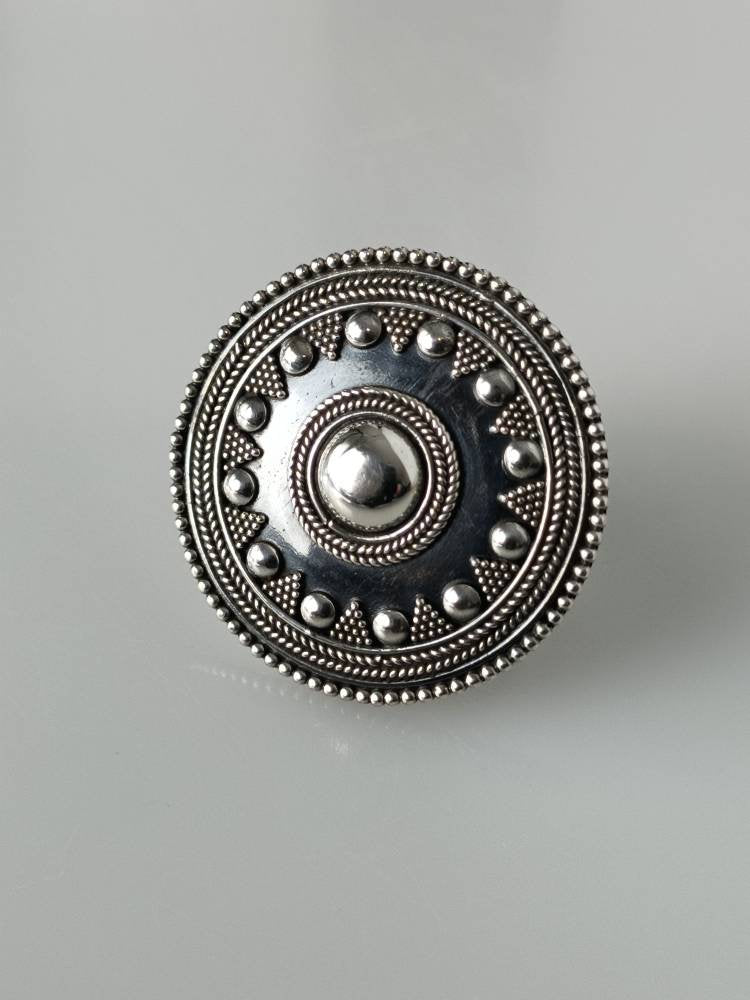 big oxidized silver ring, oxidized silver ring adjustable, shield ring, antique style big ring, round silver ring, bohemian ring, Australia, Zorbajewellers