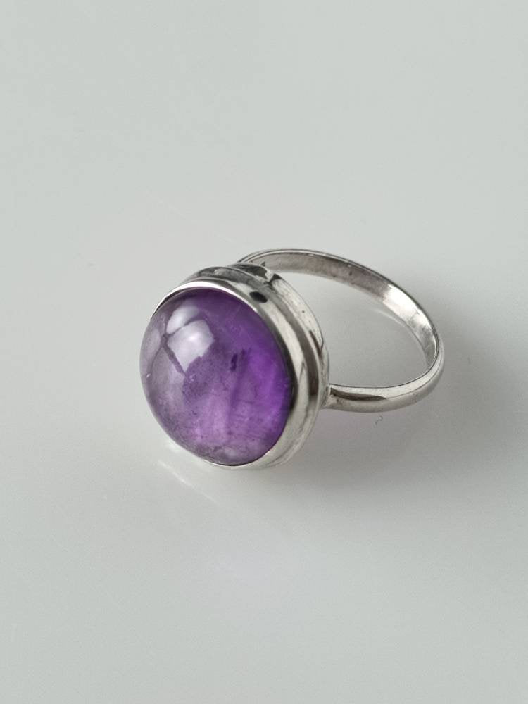 Purple gem ring, Silver Amethyst Ring, simple Amethyst ring, sterling silver ring, minimalist gemstone ring, round amethyst ring, Australia, Zorbajewellers