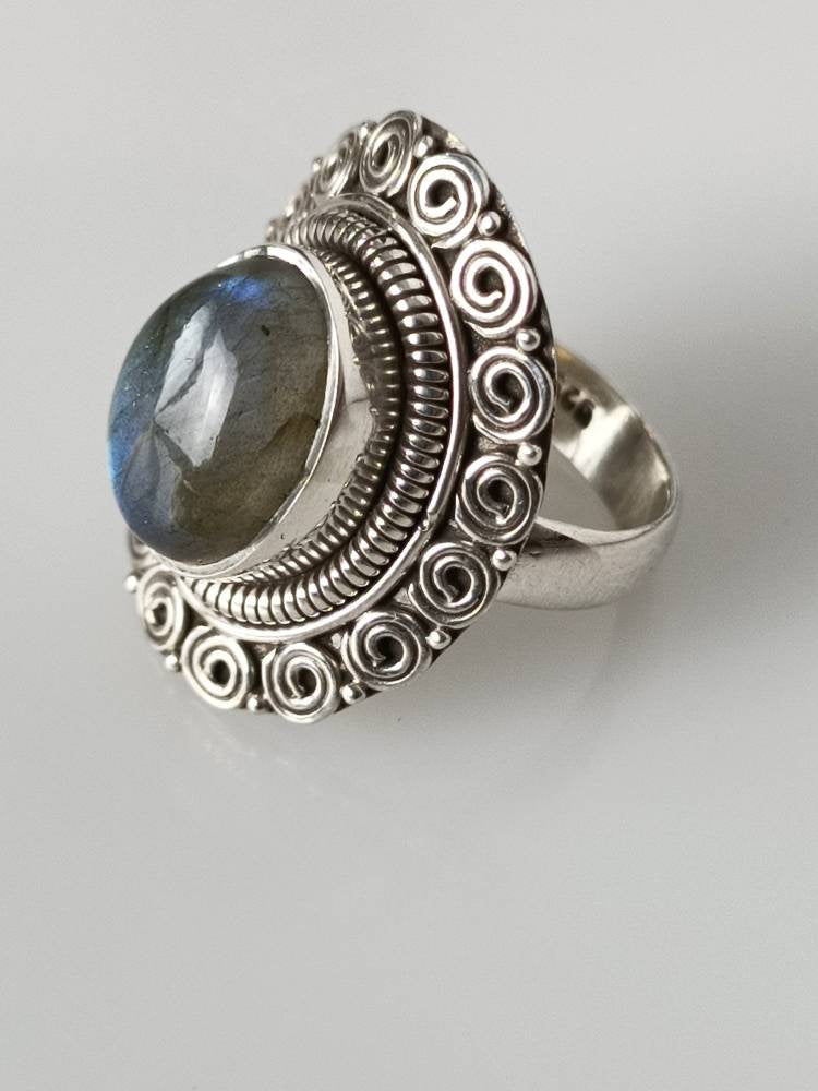 Bohemian labradorite ring, labradorite silver ring, big labradorite ring, oxidized labradorite ring, oxidized silver ring, boho, Australia, Zorbajewellers