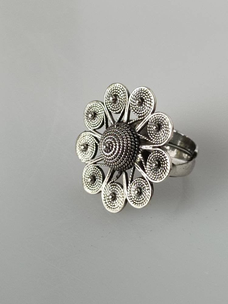 Large flower ring, spring flower ring, silver flower ring, Oxidized flower ring, oxidized silver ring, adjustable silver ring, Australia, Zorbajewellers