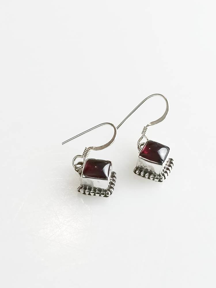 Square Boho Red Garnet earrings, Red garnet earrings in sterling silver, red wine colour gemstones, Capricorn, January birthstone, Australia, Zorbajewellers