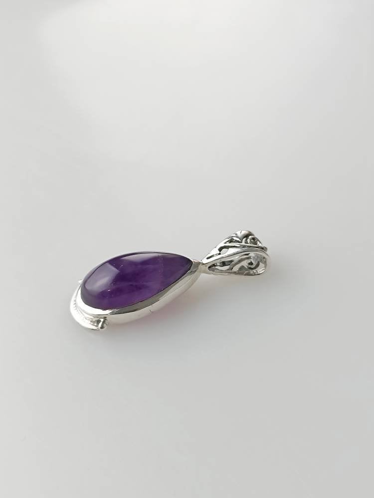 Amethyst silver pendant, Bohemian amethyst pendant, silver amethyst pendant, purple gemstone pendant, Bohemian gemstone pendant, Australia, Zorbajewellers