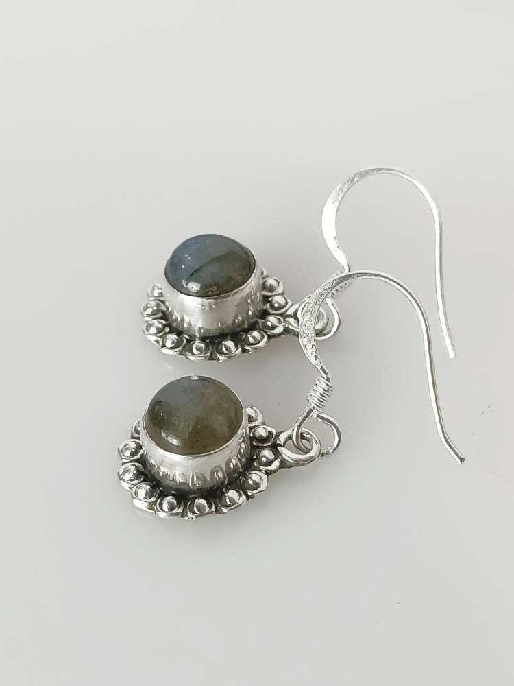 LABRADORITE Gems 925 Oxidized SILVER BEADS earrings, Round Gray Labradorite Gems Silver Earrings, Green Blue Gray Gems Earrings, Australia, Zorbajewellers