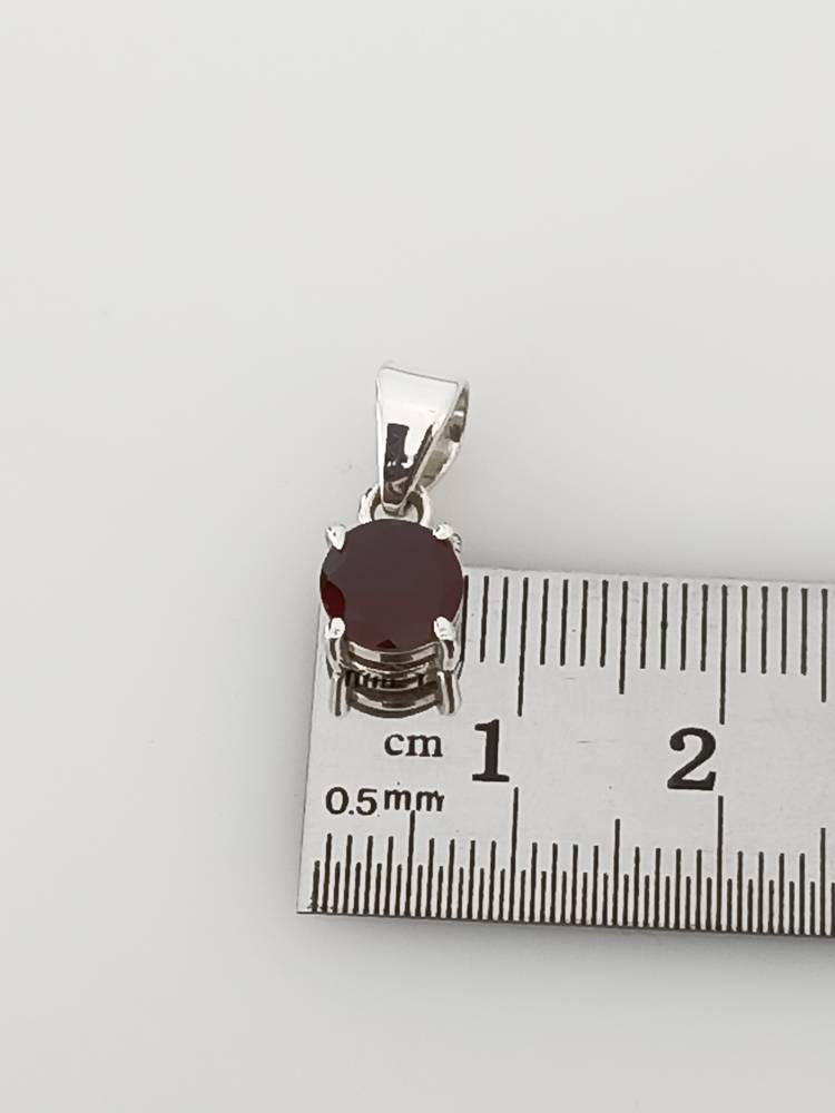 Minimalist Round Cut Red GARNET Gem SOLID 925 SILVER Pendant, Simple Blood/wine red Pendant, Capricorn Zodiac January Birthstone, Australia, Zorbajewellers