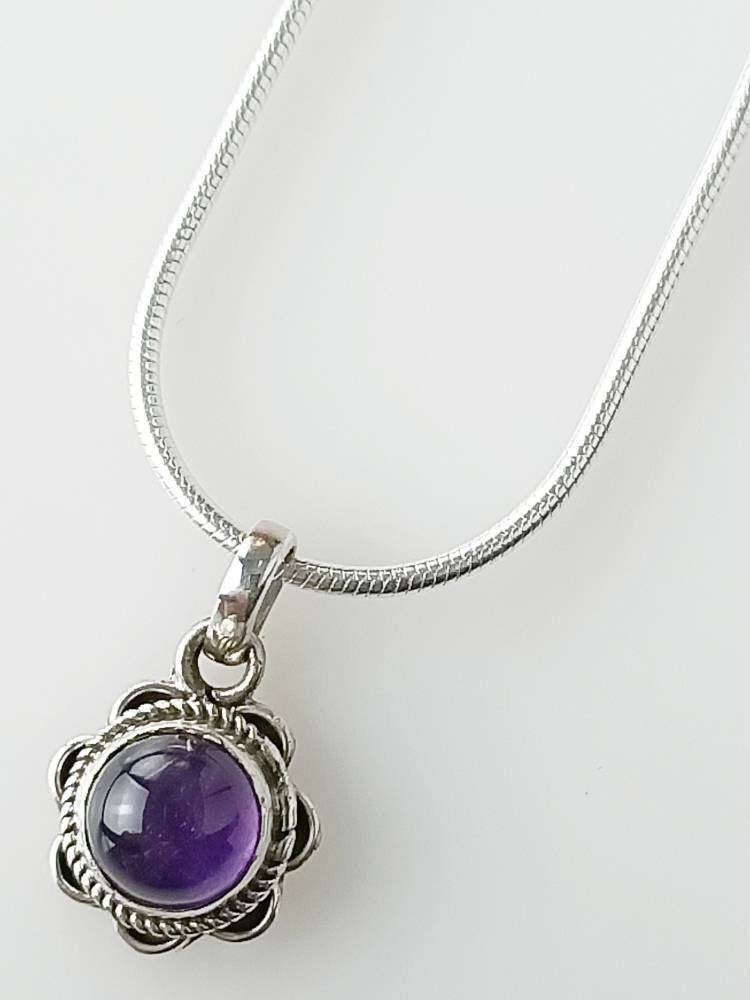 Genuine AMETHYST Gem Solid 925 Oxidized SILVER Spring Flower Pendant, Purple Pendant, Aquarius Zodiac February Birthstone gift, Australia, Zorbajewellers