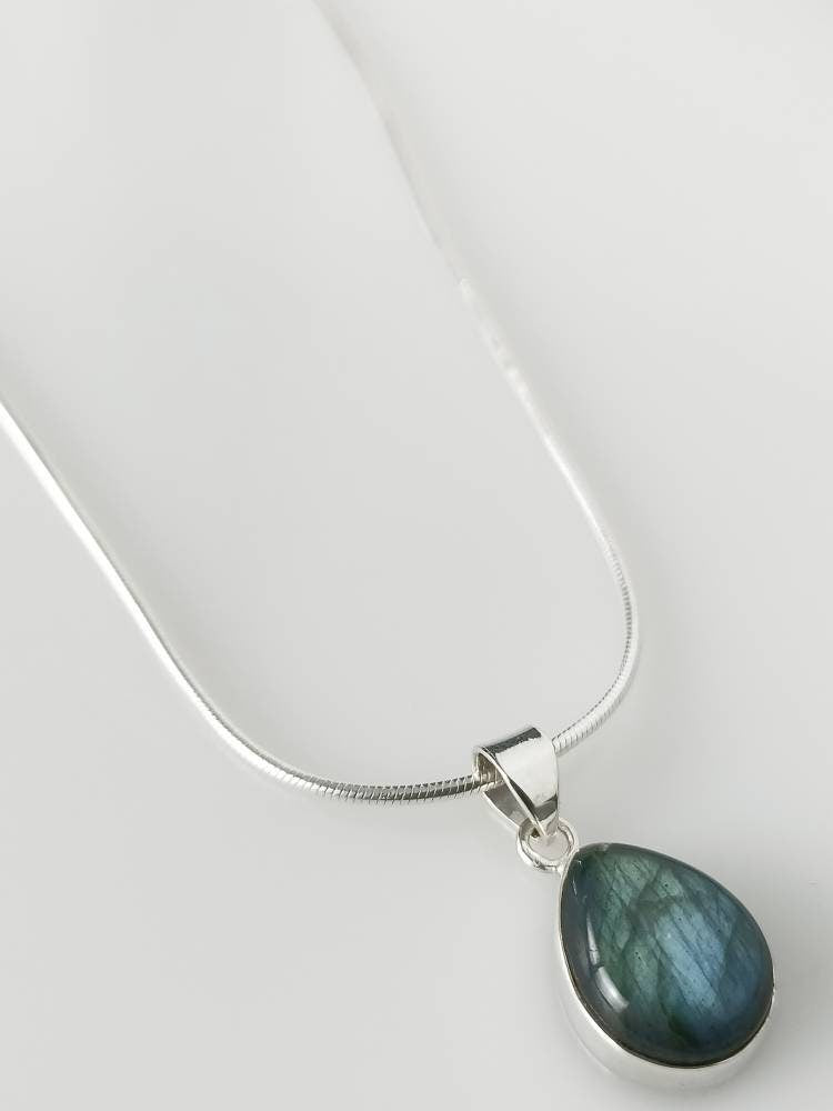 Teardrop/Pear shaped solid 925 Silver Genuine Labradorite Gemstone Pendant, MEDIUM Minimalist Pendant, Blue green gray pendant, Australia, Zorbajewellers
