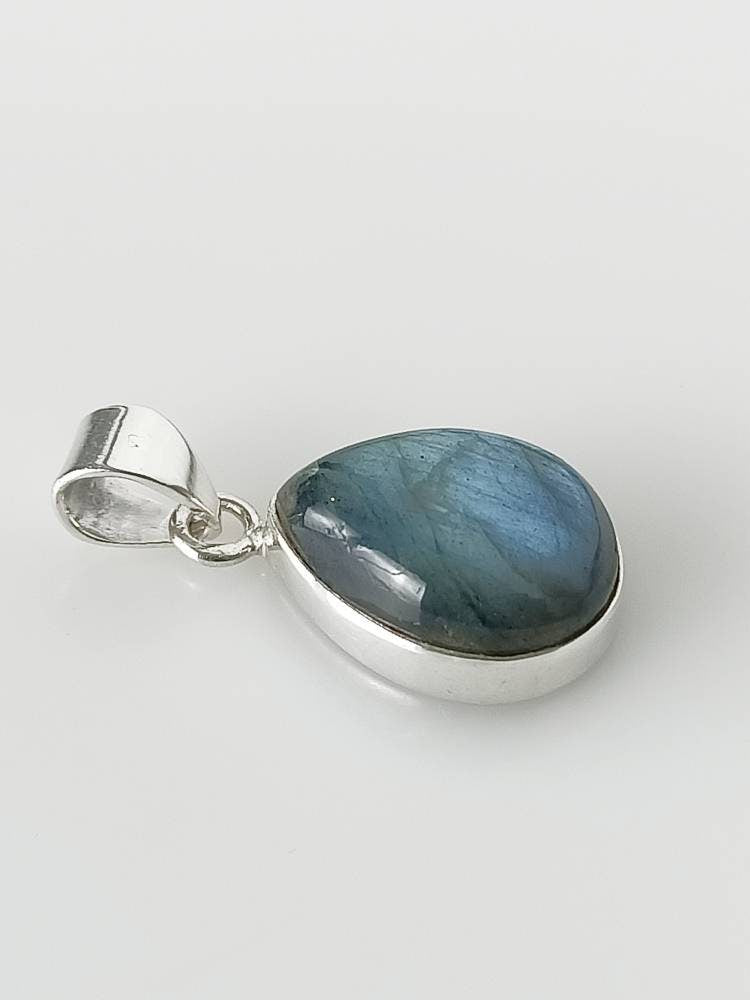 Teardrop/Pear shaped solid 925 Silver Genuine Labradorite Gemstone Pendant, MEDIUM Minimalist Pendant, Blue green gray pendant, Australia, Zorbajewellers