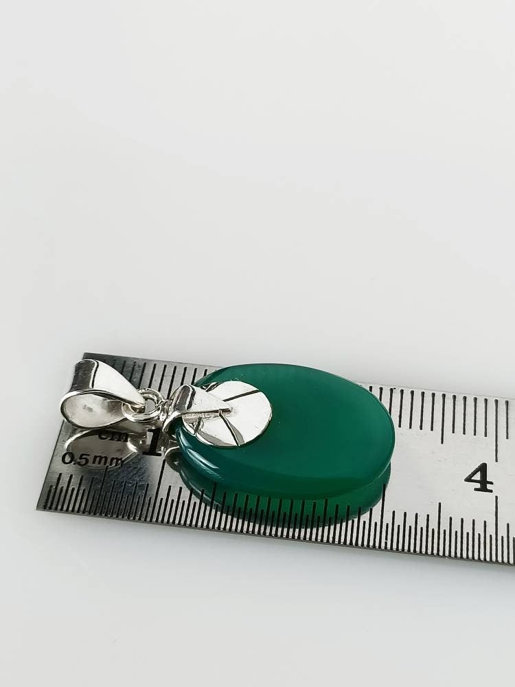 Simple Green ONYX Gemstone SOLID 925 Sterling SILVER Pendant, Green Oval Pendant, Leo Zodiac, May Birthstone Gift, Australia, Zorbajewellers