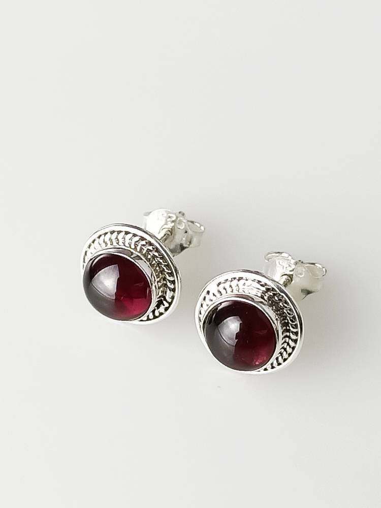 Genuine Red GARNET GEMSTONES 925 Oxidized SILVER Round Stud Earrings, Bohemian Garnet Studs, Capricorn Zodiac January Birthstone, Australia, Zorbajewellers