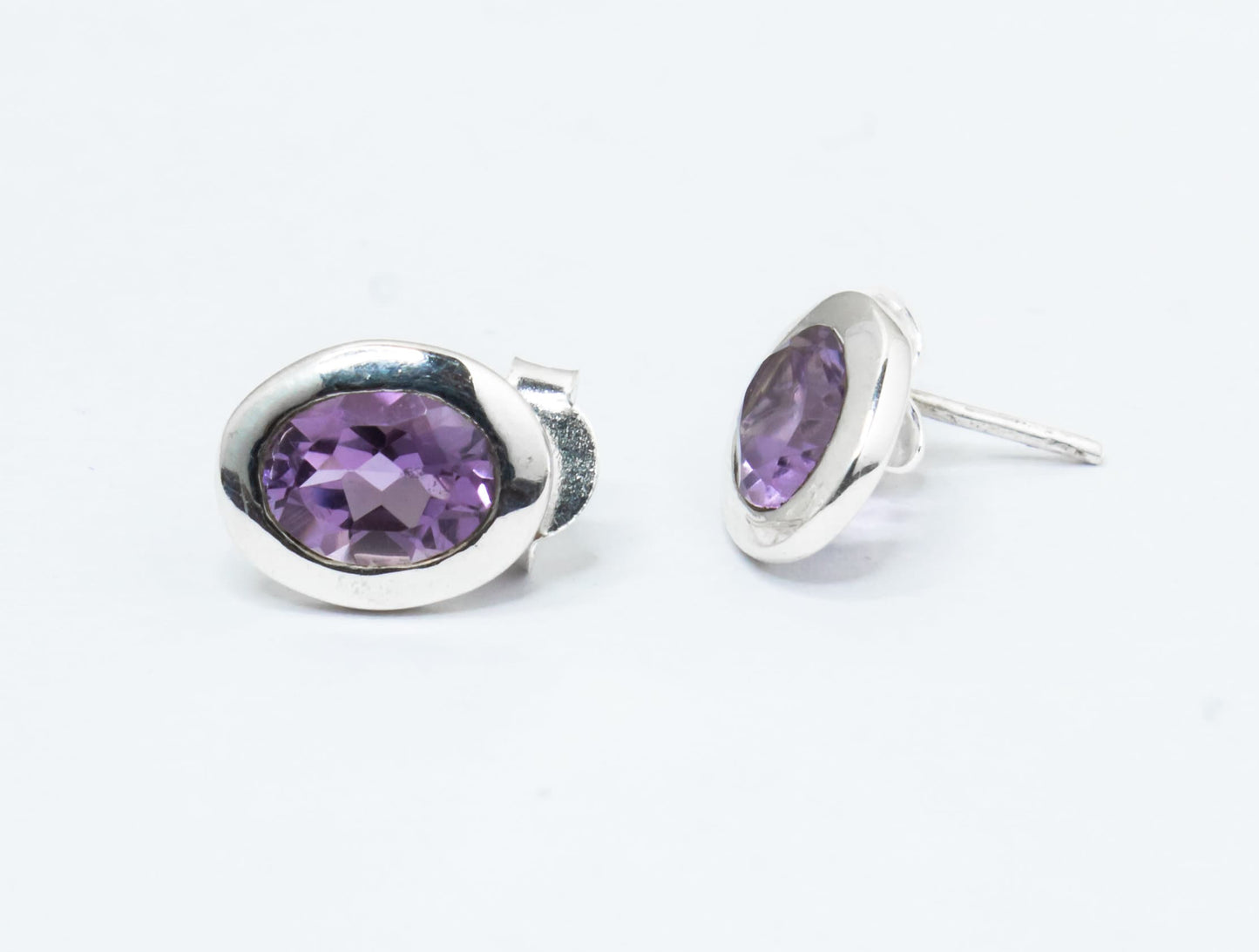 Oval AMETHYST Gemstone Solid 925 Sterling Silver Stud Earrings, Minimalistic Purple Stud Earrings, Aquarius Zodiac Birthstone, Australia, Zorbajewellers