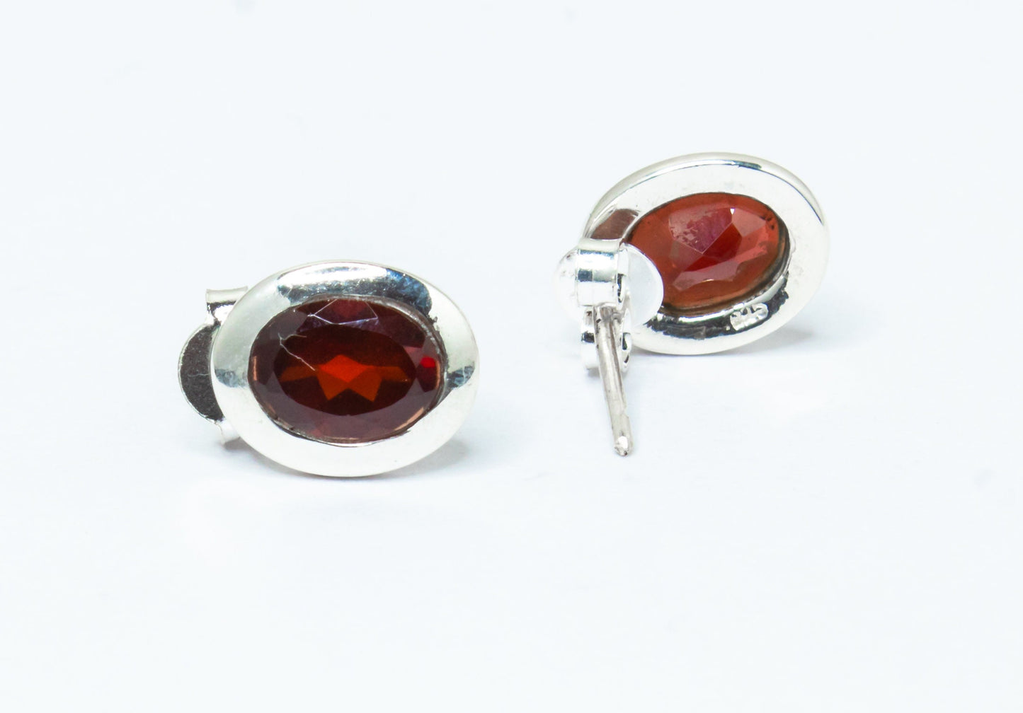 Oval Shaped Genuine Red GARNET Gemstone 925 SILVER Stud Earrings, Red Garnet Stud Earrings, Capricorn Zodiac January Birthstone, Australia, Zorbajewellers