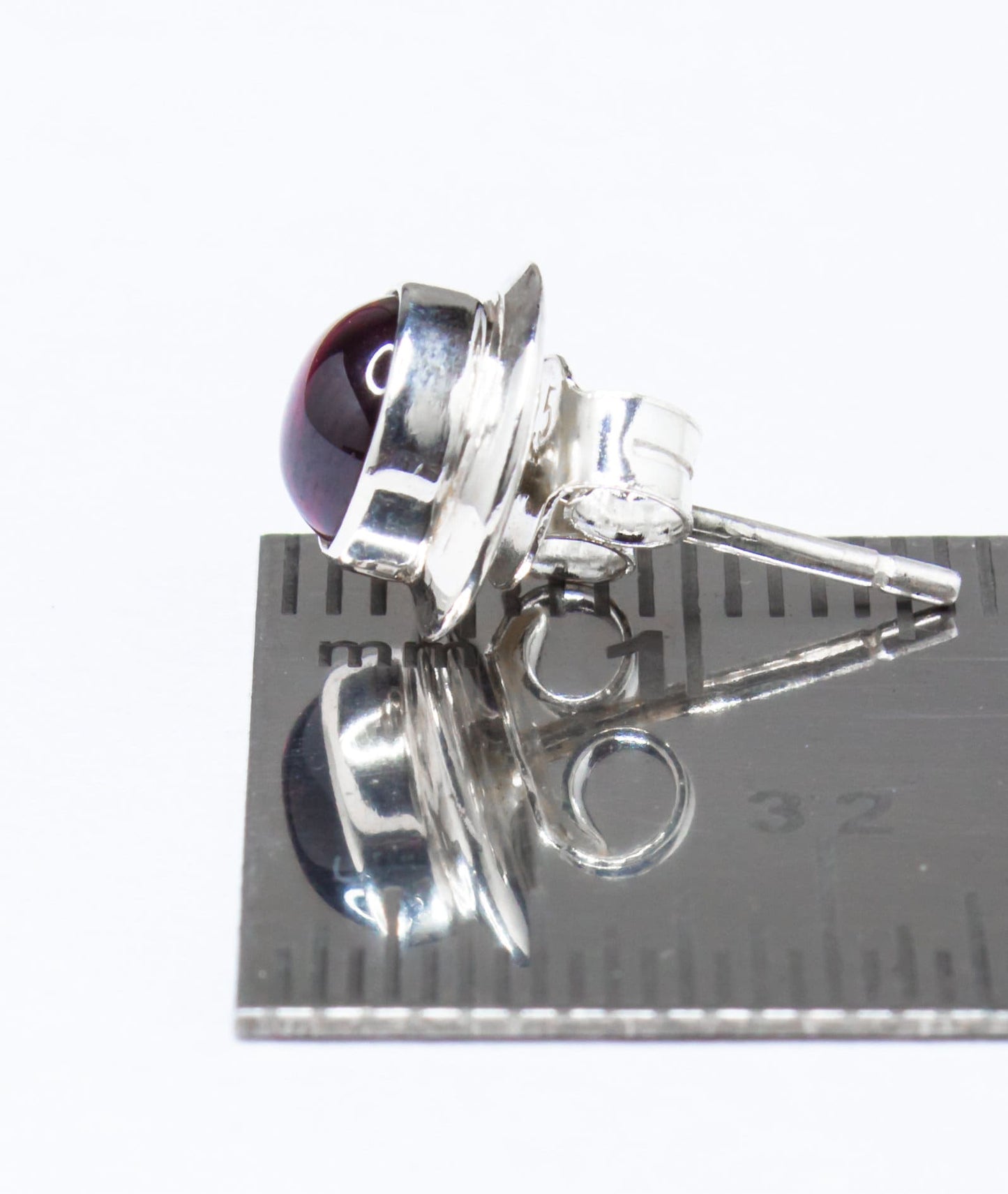 Genuine Red GARNET Gems 925 Silver Round Simple Stud Earrings, Round Garnet Stud Earrings, Capricorn Zodiac January Birthstone, Australia, Zorbajewellers