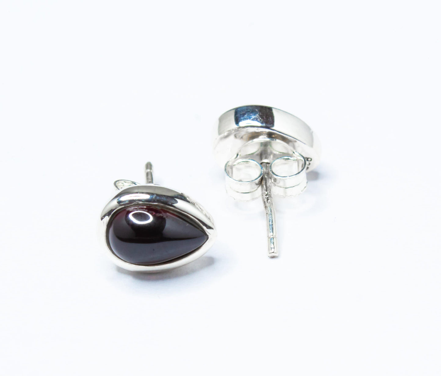 Genuine Red GARNET Gems 925 Silver Pear Shaped Simple Stud Earrings, Garnet Stud Earrings, Capricorn Zodiac January Birthstone, Australia, Zorbajewellers