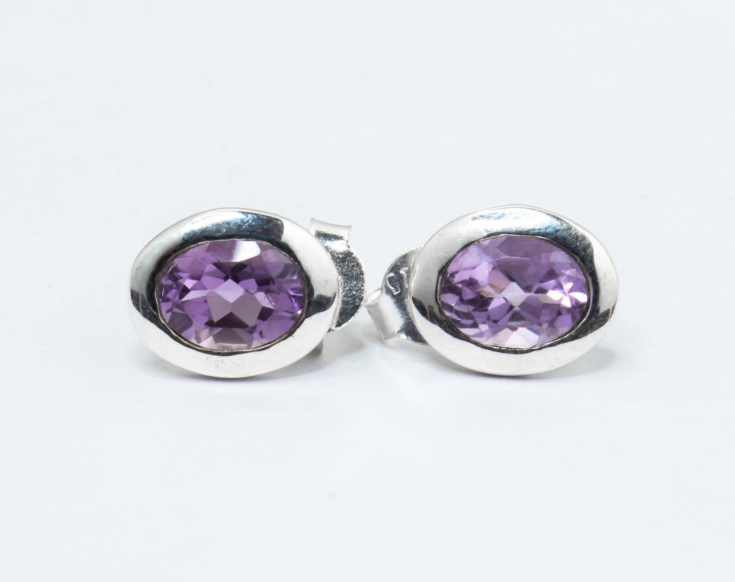 Oval AMETHYST Gemstone Solid 925 Sterling Silver Stud Earrings, Minimalistic Purple Stud Earrings, Aquarius Zodiac Birthstone, Australia, Zorbajewellers