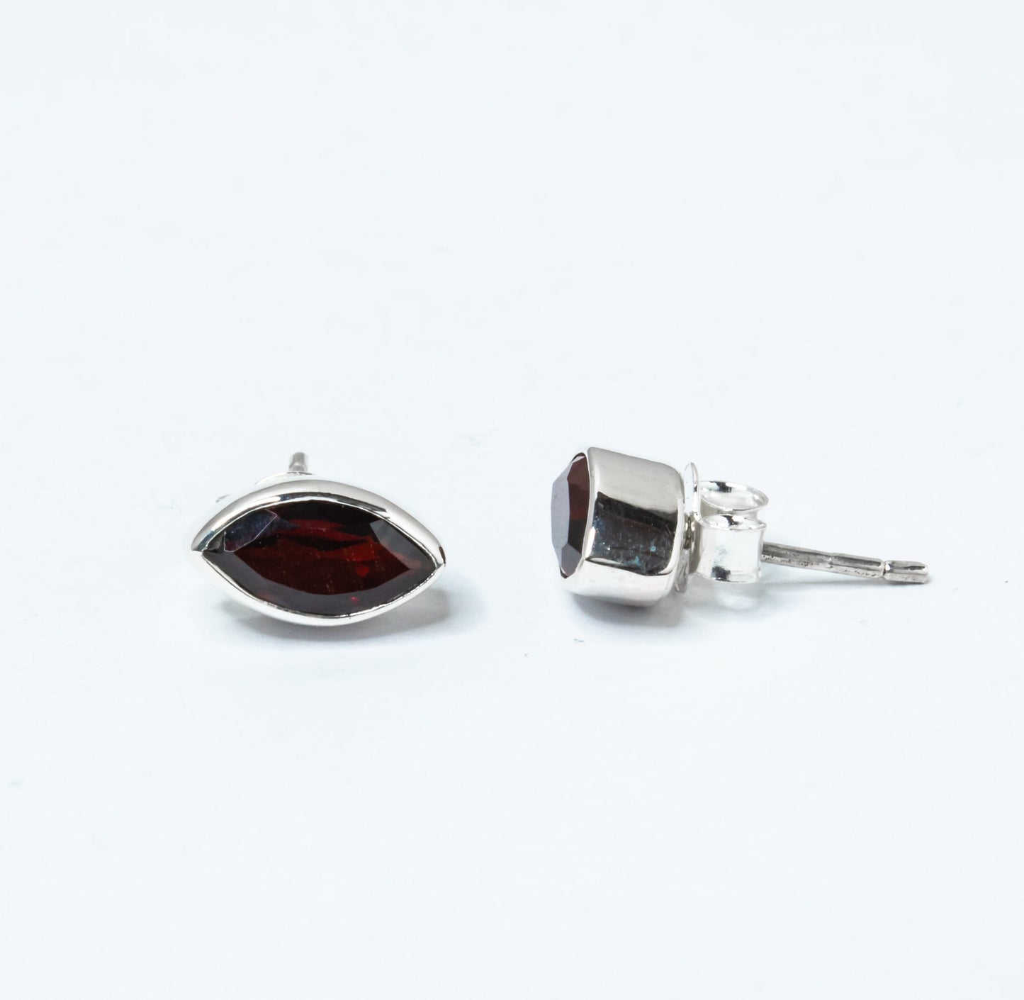 Leaf Shaped Genuine Red GARNET Gemstone 925 SILVER Stud Earrings, Red Garnet Stud Earrings, Capricorn Zodiac January Birthstone, Australia, Zorbajewellers