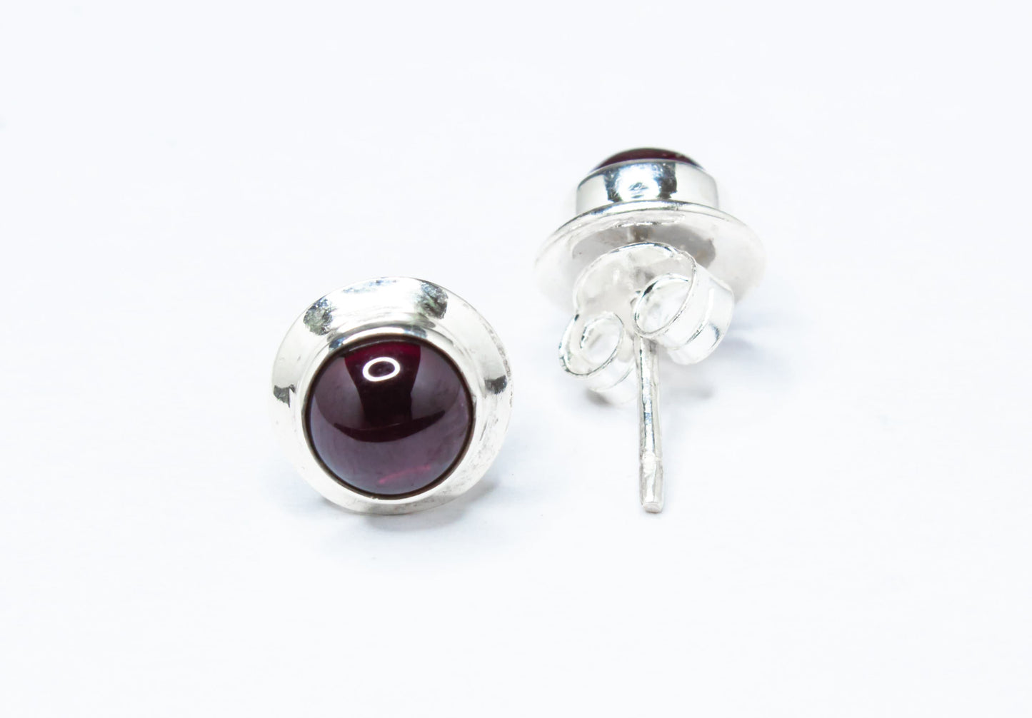Genuine Red GARNET Gems 925 Silver Round Simple Stud Earrings, Round Garnet Stud Earrings, Capricorn Zodiac January Birthstone, Australia, Zorbajewellers