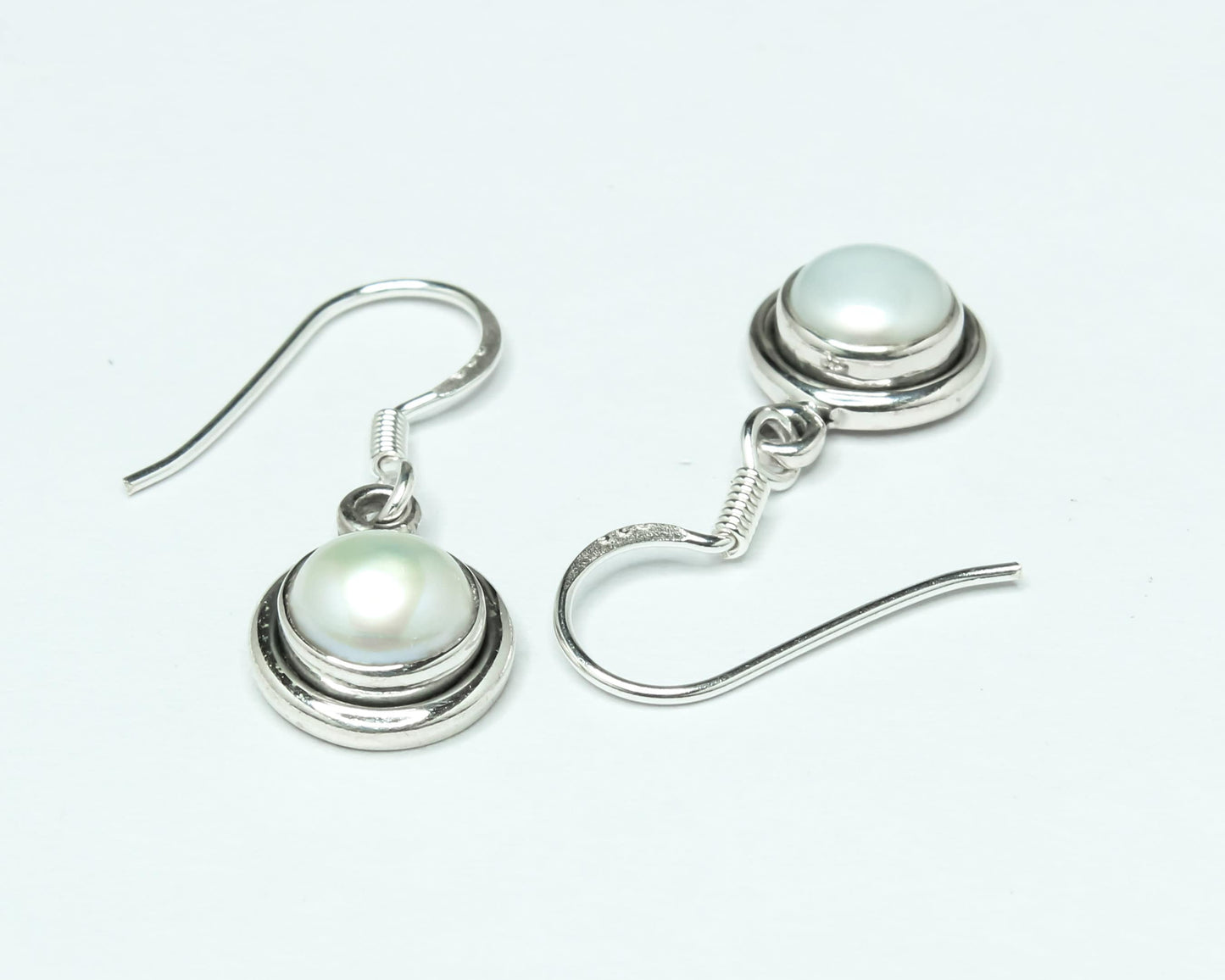 Round PEARL Gems Solid 925 SILVER Minimalist White Drop Earrings
