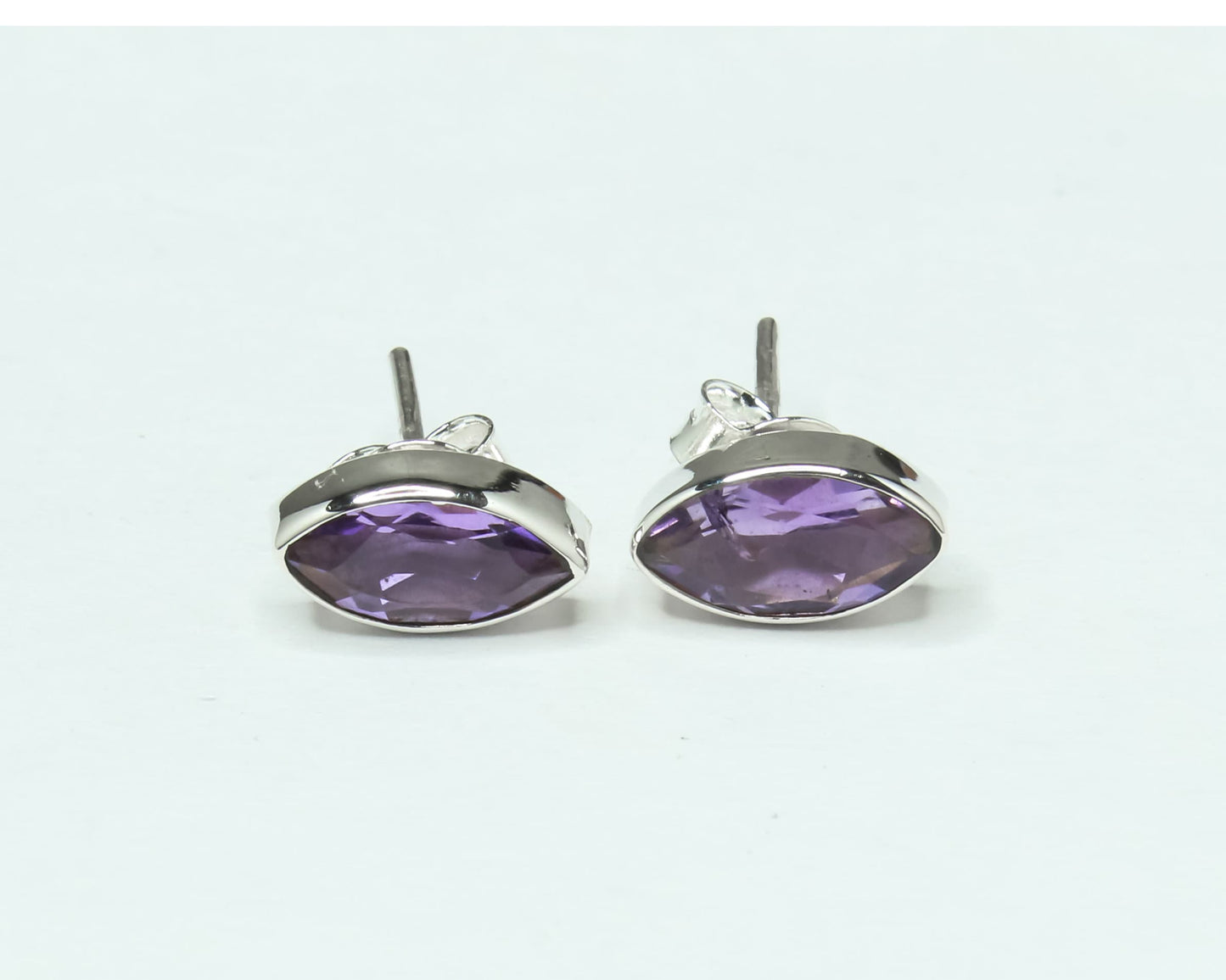Leaf Shaped AMETHYST Solid 925 Silver Aquarius Zodiac Birthstone Studs