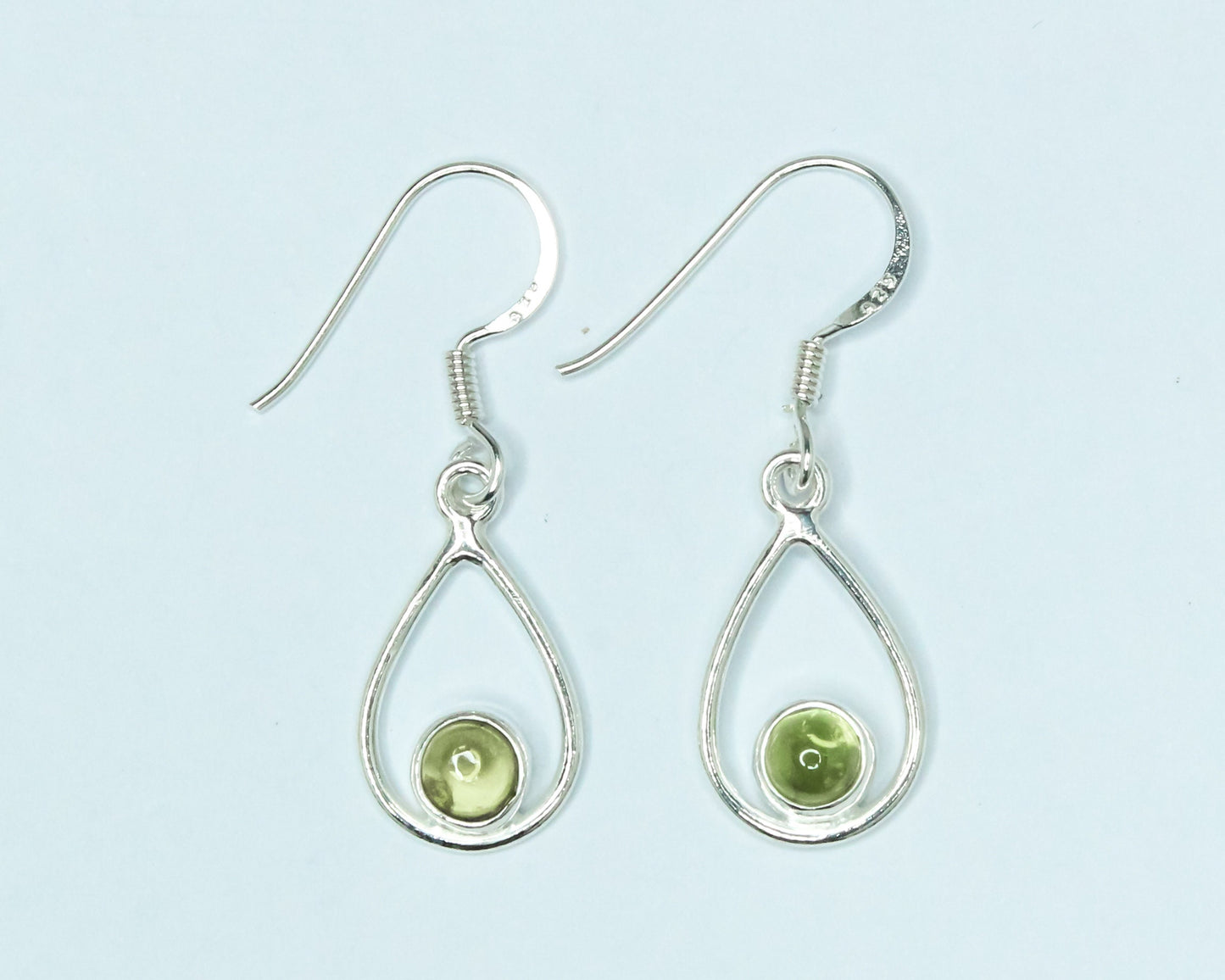 Pear/Teardrop Green PERIDOT Gems Sterling SILVER Simple Drop Earrings