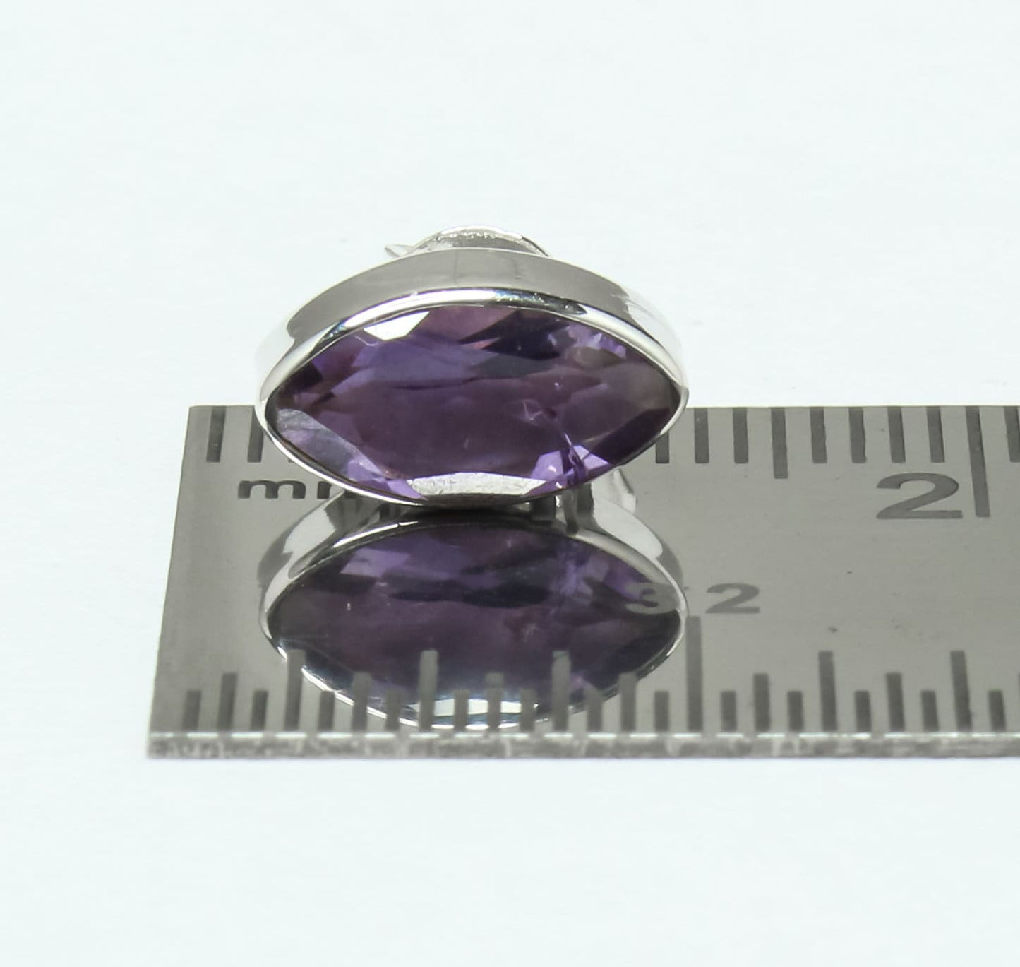 Leaf Shaped AMETHYST Solid 925 Silver Aquarius Zodiac Birthstone Studs