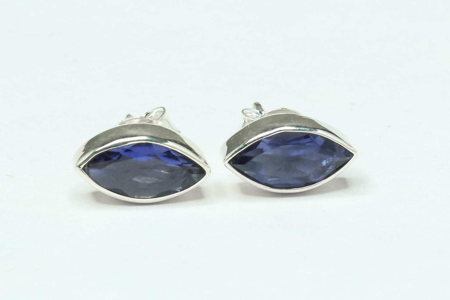 Leaf Shaped Genuine Iolite Gems Solid 925 Oxidized SILVER Stud Earrings