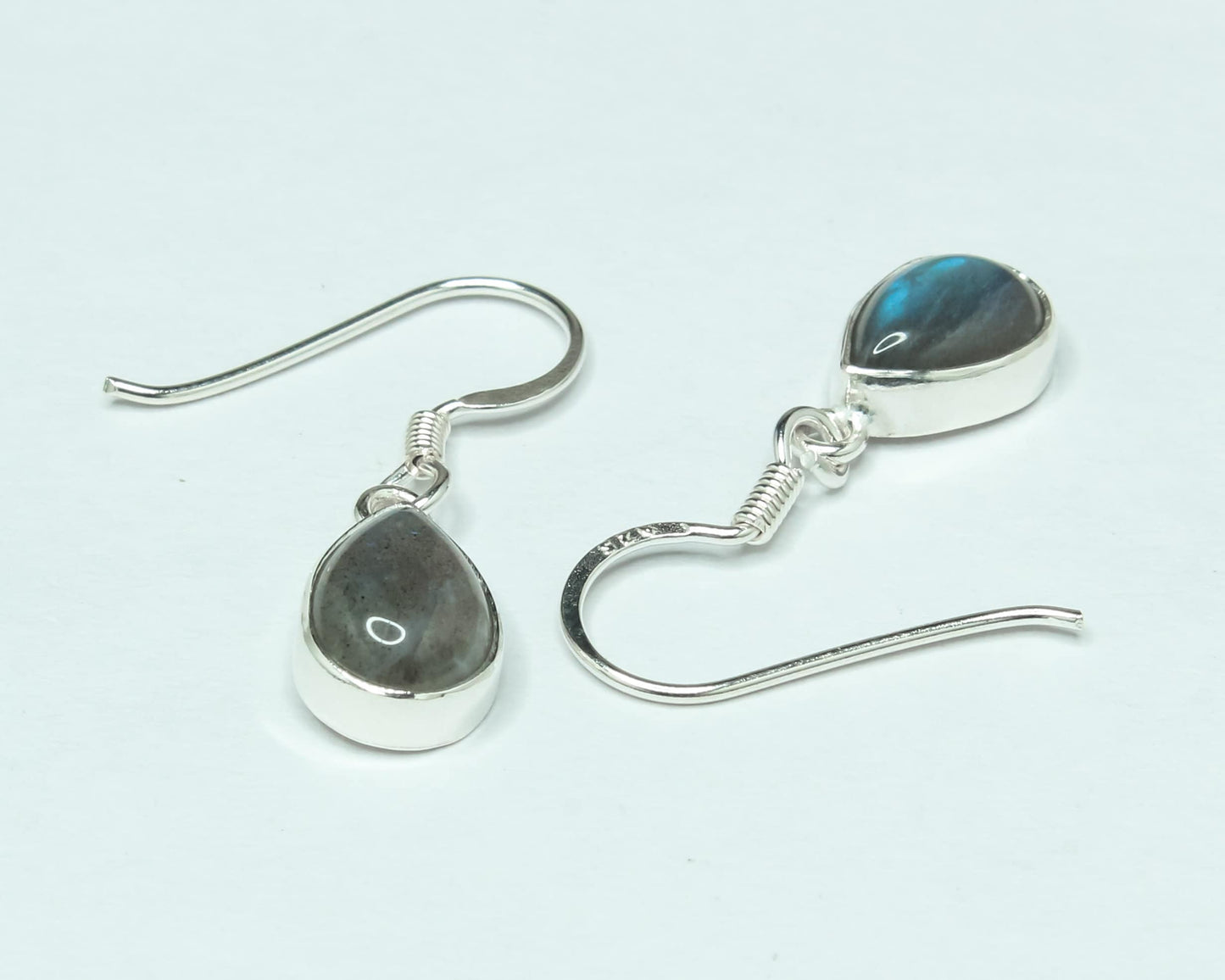 Pear/Teardrop Gray LABRADORITE Gems Silver Minimalistic Drop Earrings