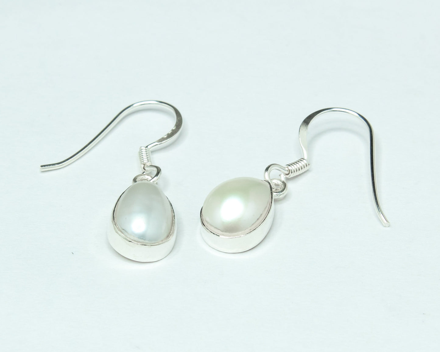 Pear/Teardrop PEARL Gems Solid 925 SILVER Minimalist White Drop Earrings