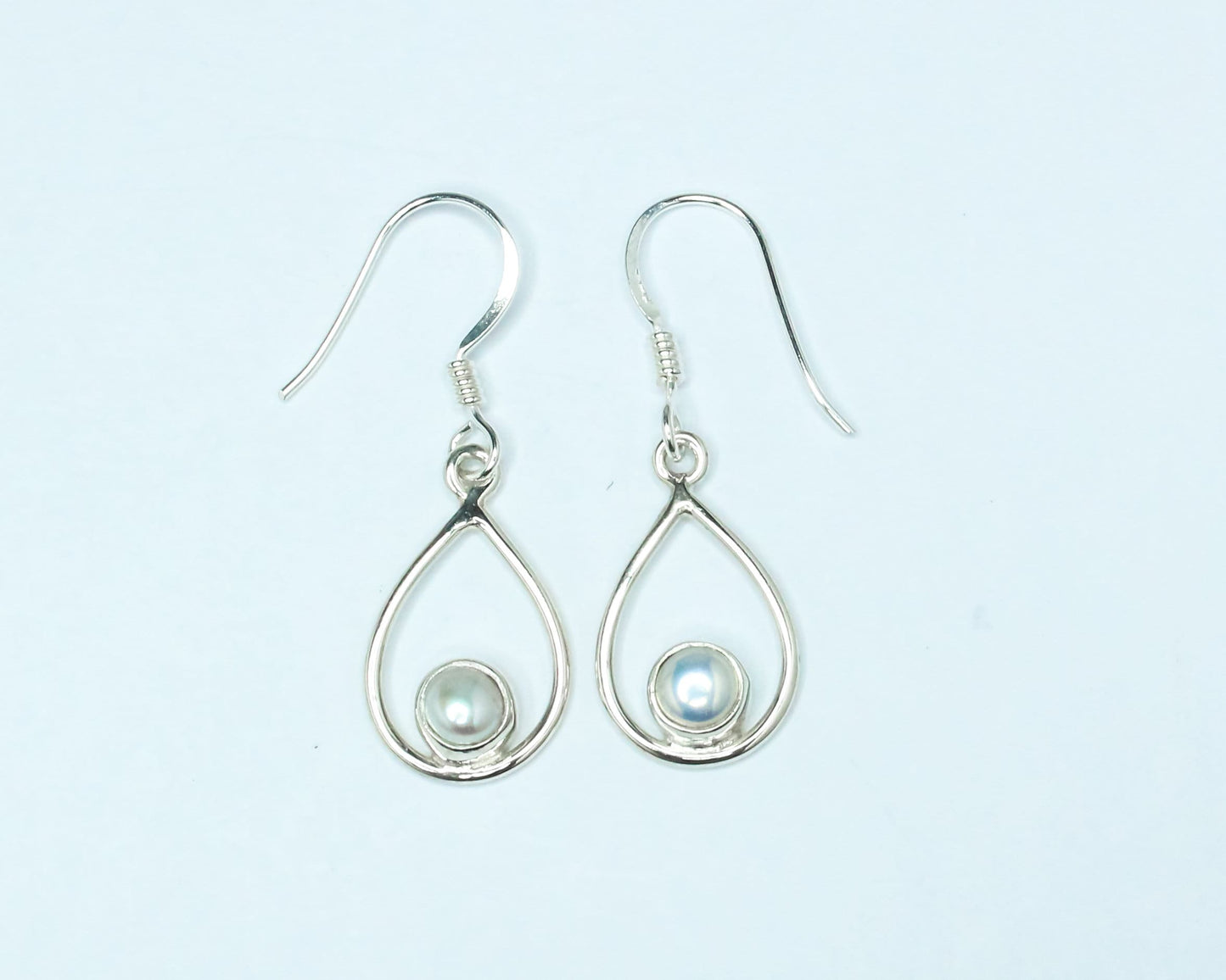 Pear/Teardrop PEARL Gems Solid 925 SILVER Minimalist White Drop Earrings