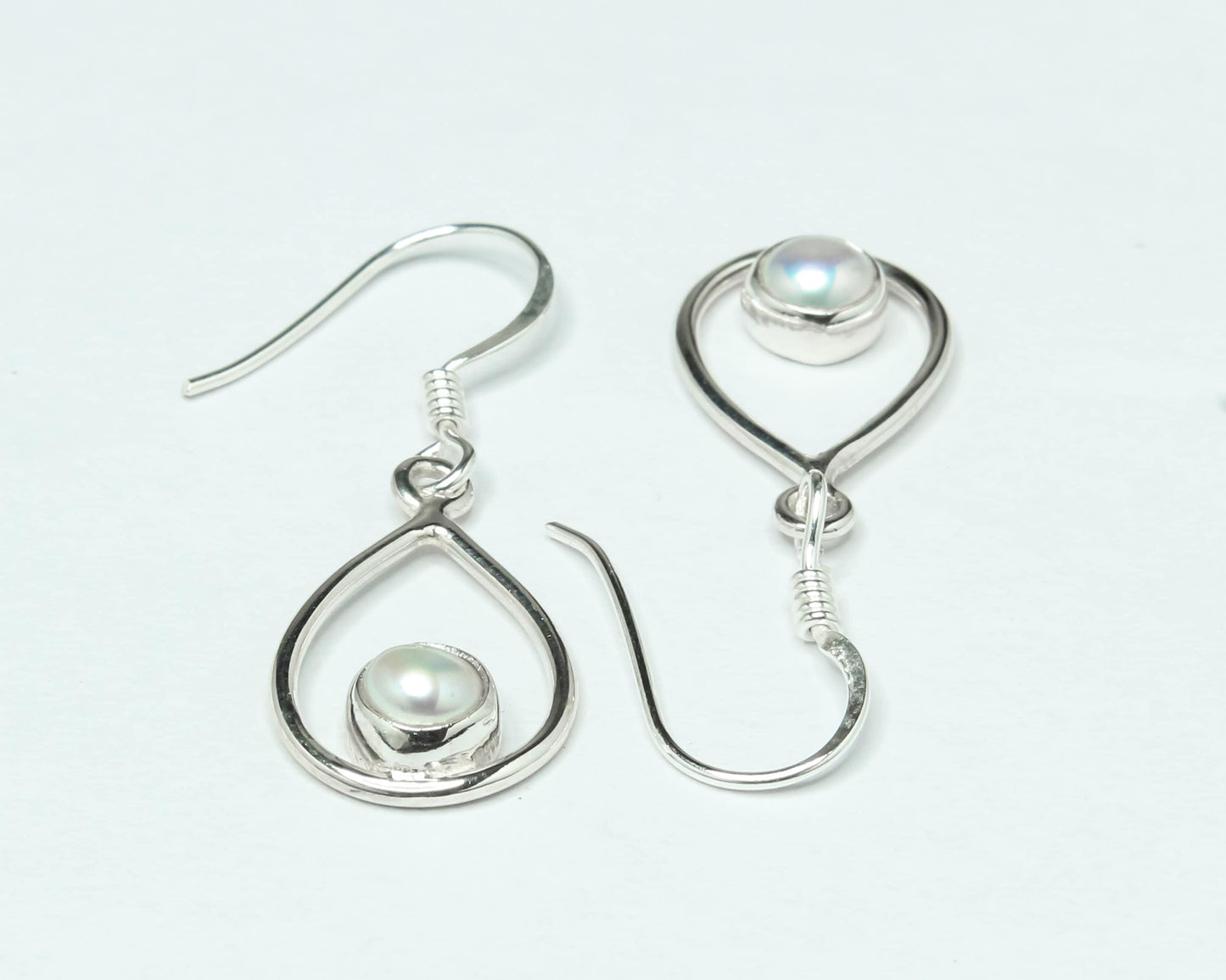 Pear/Teardrop PEARL Gems Solid 925 SILVER Minimalist White Drop Earrings