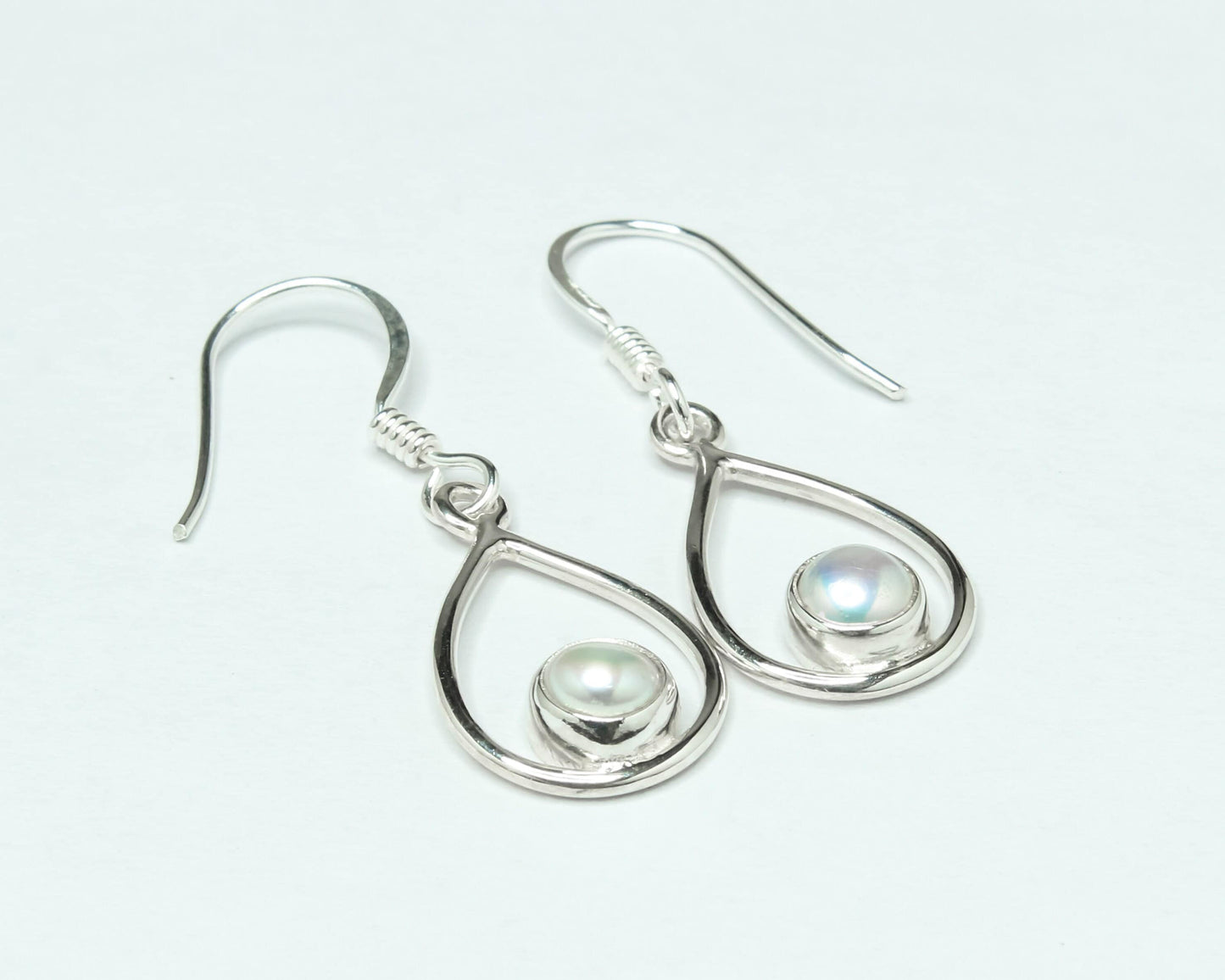 Pear/Teardrop PEARL Gems Solid 925 SILVER Minimalist White Drop Earrings