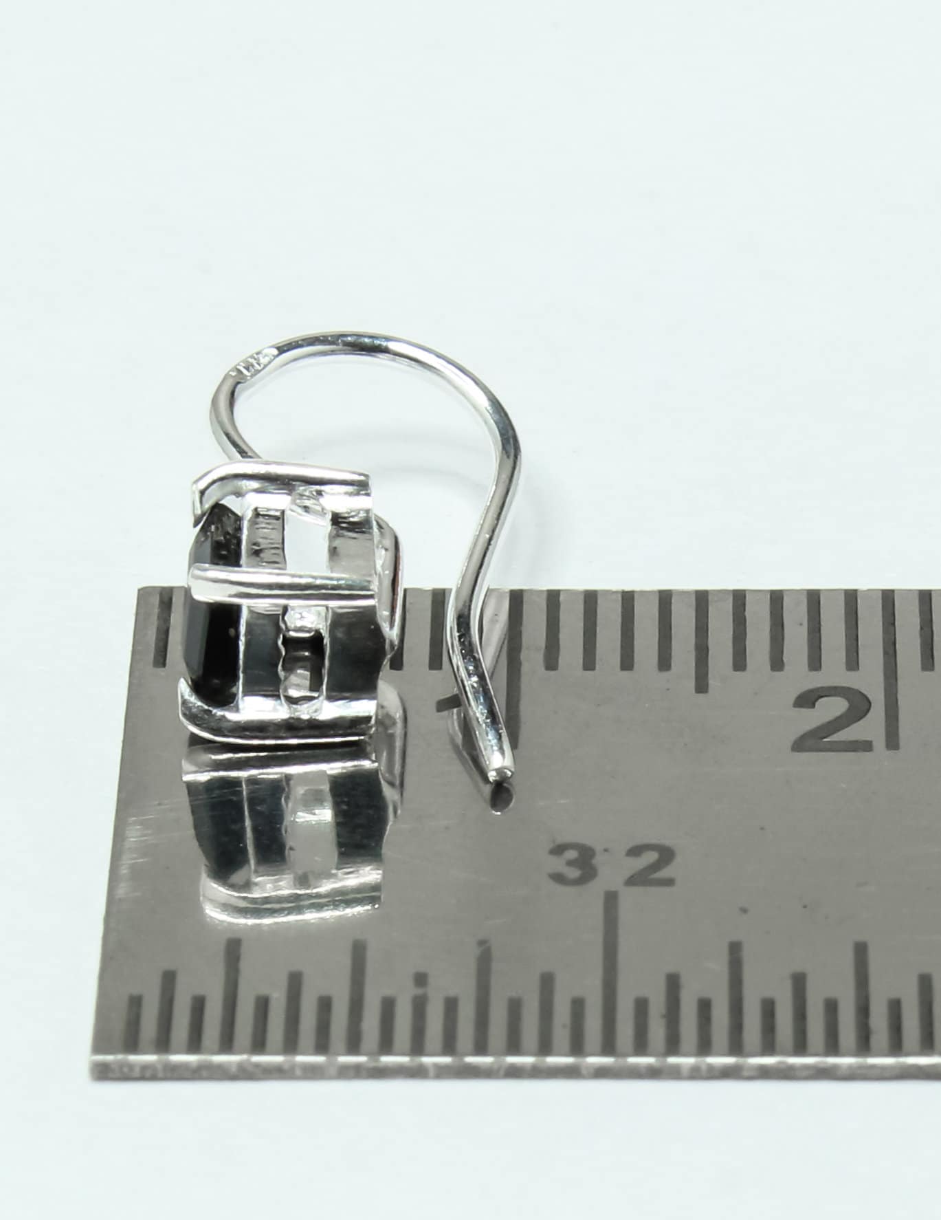Square Black ONYX Gems 925 Silver Simple Prong Set Latch-Back Earrings