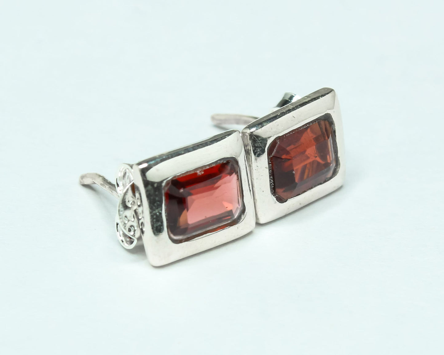 Rectangular Genuine Red GARNET Gemstone 925 Silver Simple Stud Earrings