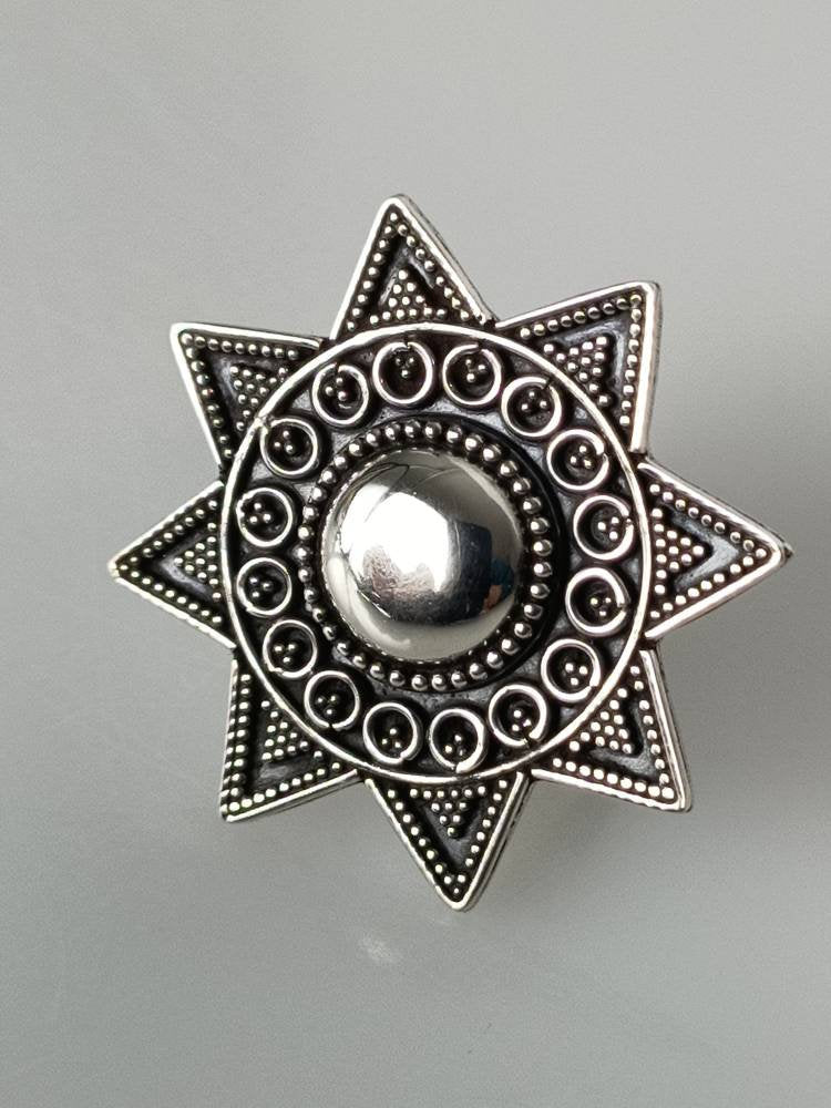 big oxidized silver ring, oxidized silver ring adjustable, star circle ring, antique style ring, star silver ring, bohemian ring, Australia, Zorbajewellers