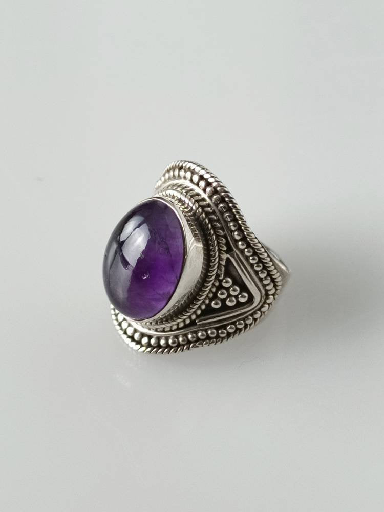 Bohemian amethyst ring, amethyst silver ring, big oval amethyst ring, oxidized amethyst ring, oxidized silver ring, purple ring, Australia, Zorbajewellers