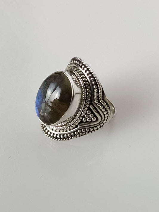 Bohemian labradorite ring, labradorite silver ring, big labradorite ring, oxidized labradorite ring, oxidized silver ring, boho, Australia, Zorbajewellers