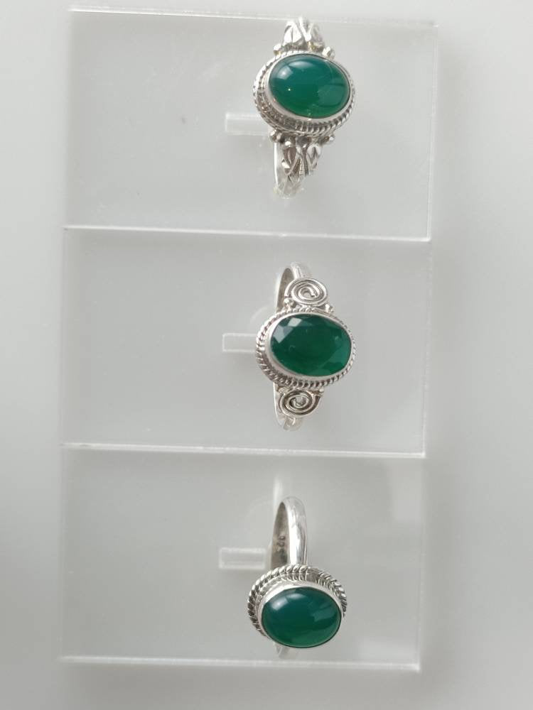 Green emerald ring, emerald ring, silver emerald ring, green gemstone ring, emerald silver ring, stackable emerald ring, boho, Australia, Zorbajewellers