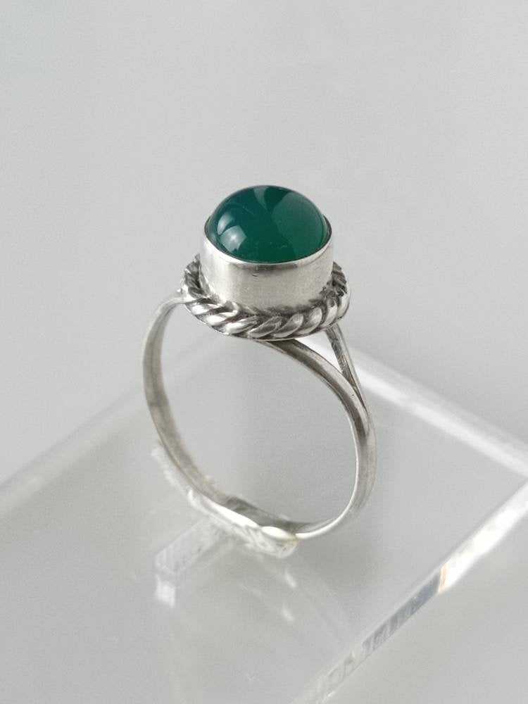 Green emerald ring, emerald ring, silver emerald ring, green gemstone ring, emerald silver ring, stackable emerald ring, boho, Australia, Zorbajewellers