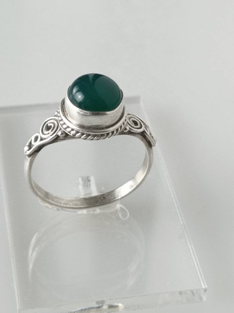 Green emerald ring, emerald ring, silver emerald ring, green gemstone ring, emerald silver ring, stackable emerald ring, boho, Australia, Zorbajewellers