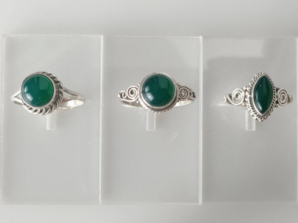 Green emerald ring, emerald ring, silver emerald ring, green gemstone ring, emerald silver ring, stackable emerald ring, boho, Australia, Zorbajewellers