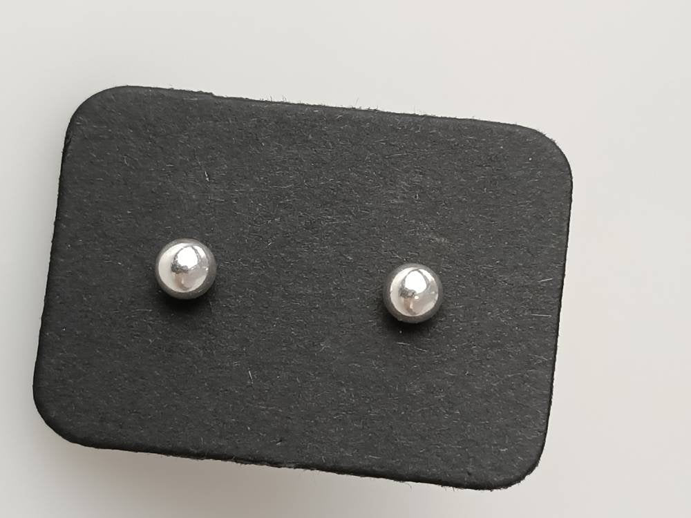Silver 4mm ball studs, Sterling Silver Minimalist Earrings, Simple Sterling Silver Stud, Plain 4mm ball studs, Filled/Solid Silver Australia, Zorbajewellers
