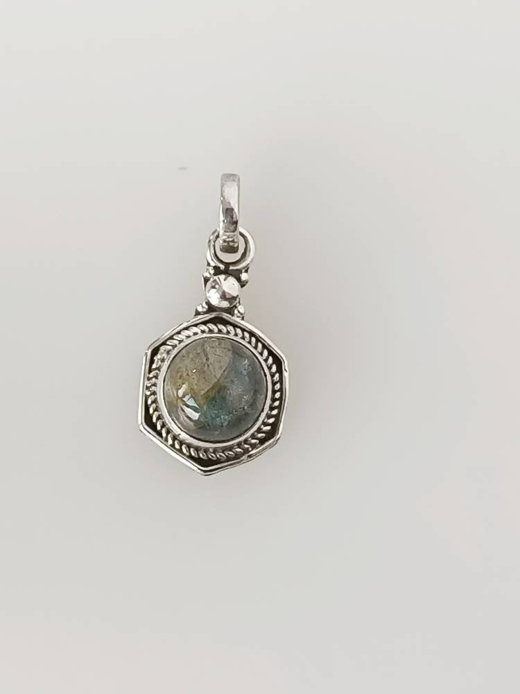 Labradorite pendant, silver Labradorite pendant, Hexagon Labradorite pendant, solid sterling silver pendant, minimalist pendant, Australia, Zorbajewellers