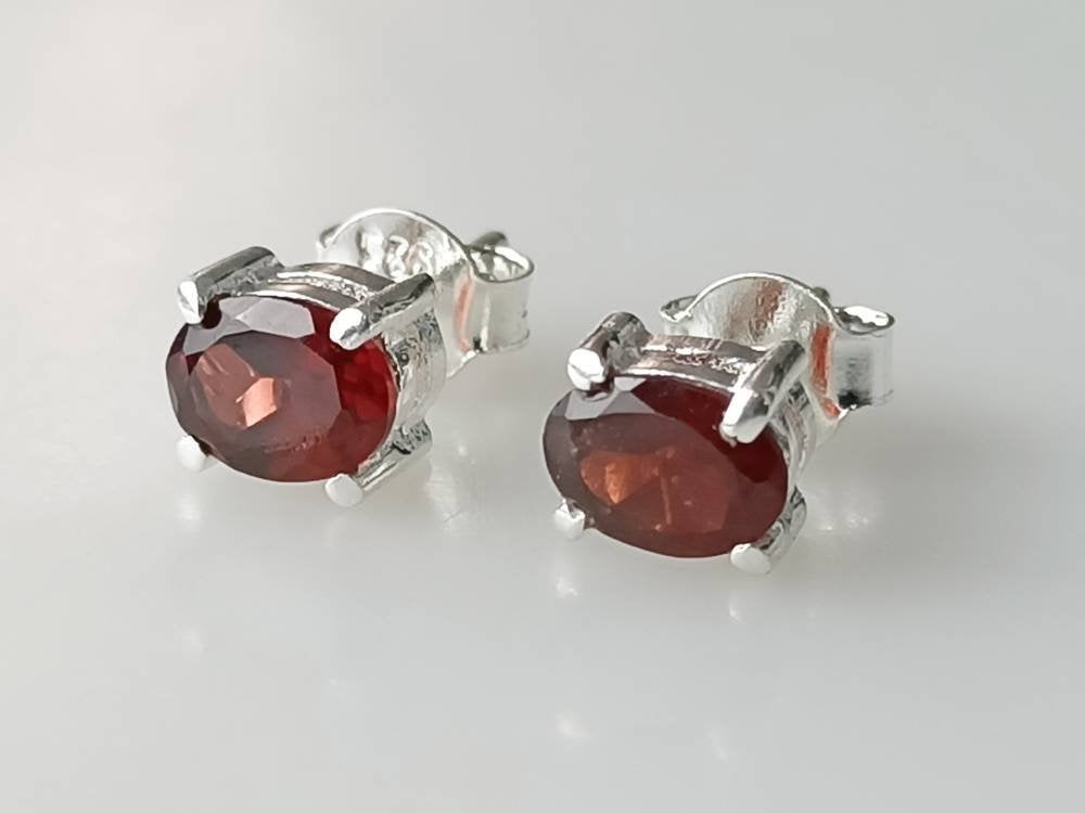 Genuine Red GARNET GEMSTONES Solid 925 SILVER Minimalist Stud Earrings, Diamond Cut, Capricorn Zodiac January Birthstone Gift, Australia, Zorbajewellers