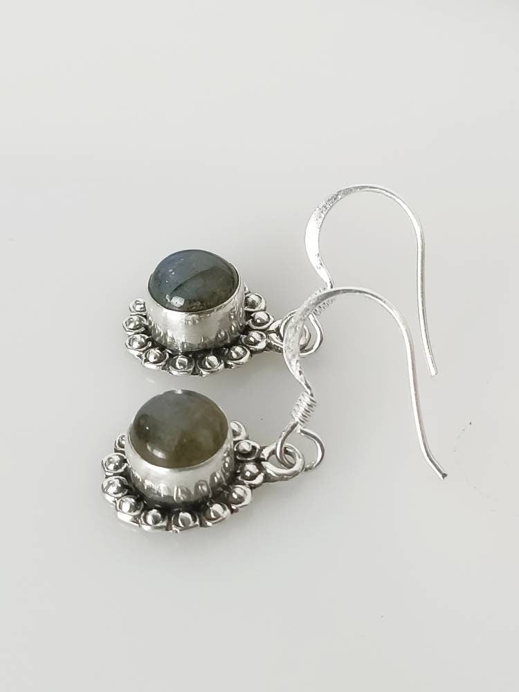 LABRADORITE Gems 925  Oxidized SILVER BEADS earrings, Round Gray Labradorite Gems Silver Earrings, Green Blue Gray Gems Earrings, Australia, Zorbajewellers