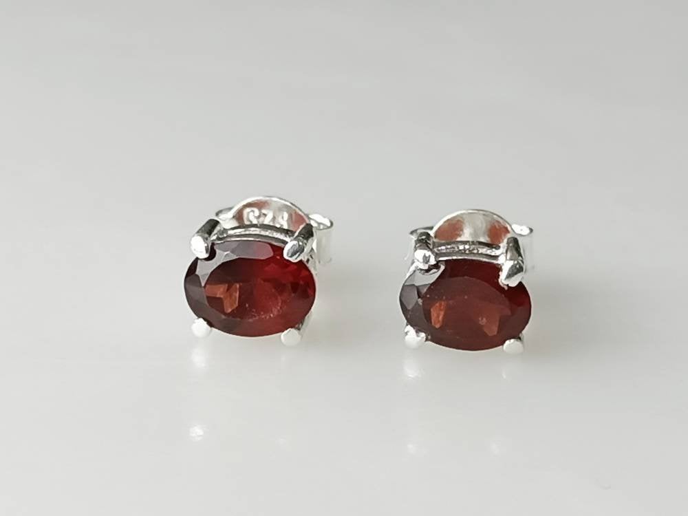 Genuine Red GARNET GEMSTONES Solid 925 SILVER Minimalist Stud Earrings, Diamond Cut, Capricorn Zodiac January Birthstone Gift, Australia, Zorbajewellers