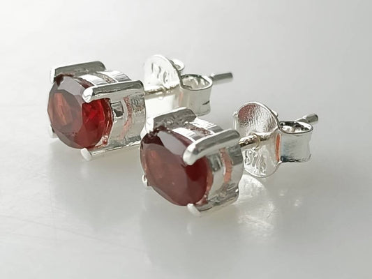 Genuine Red GARNET GEMSTONES Solid 925 SILVER Minimalist Stud Earrings, Diamond Cut, Capricorn Zodiac January Birthstone Gift, Australia, Zorbajewellers
