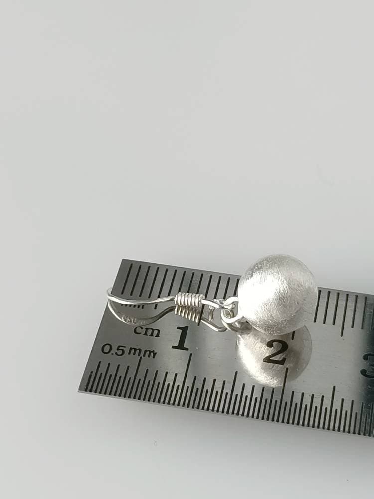 SOLID 925 Sterling SILVER Minimalist Textured Ball/Sphere Earrings, Silver Fiber Ball Earring, Geometric Sterling Silver Earrings, Australia, Zorbajewellers