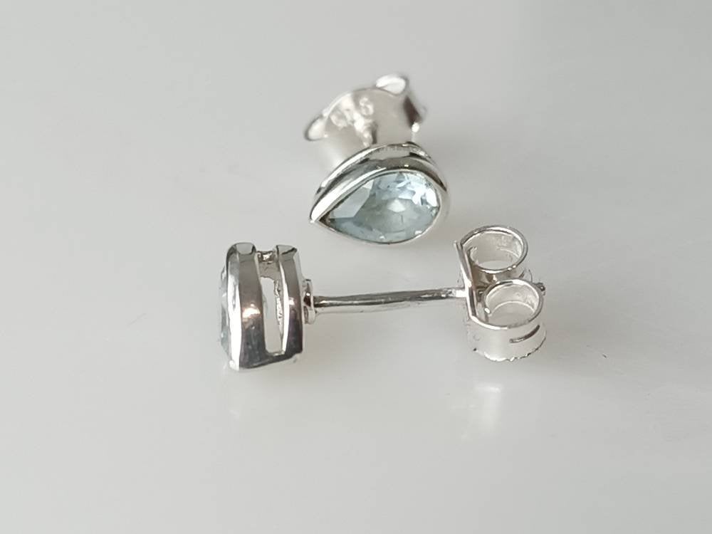 Genuine Blue TOPAZ Gems Solid 925 SILVER Teardrop/Pear/Leaf MINIMALIST Stud Earrings, Sagittarius Zodiac December Birthstone Gift, Australia, Zorbajewellers